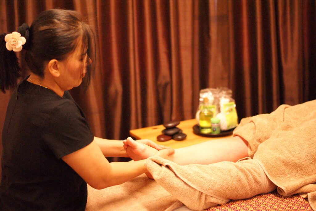 Thai foot massage and reflexology treatment in Egham
